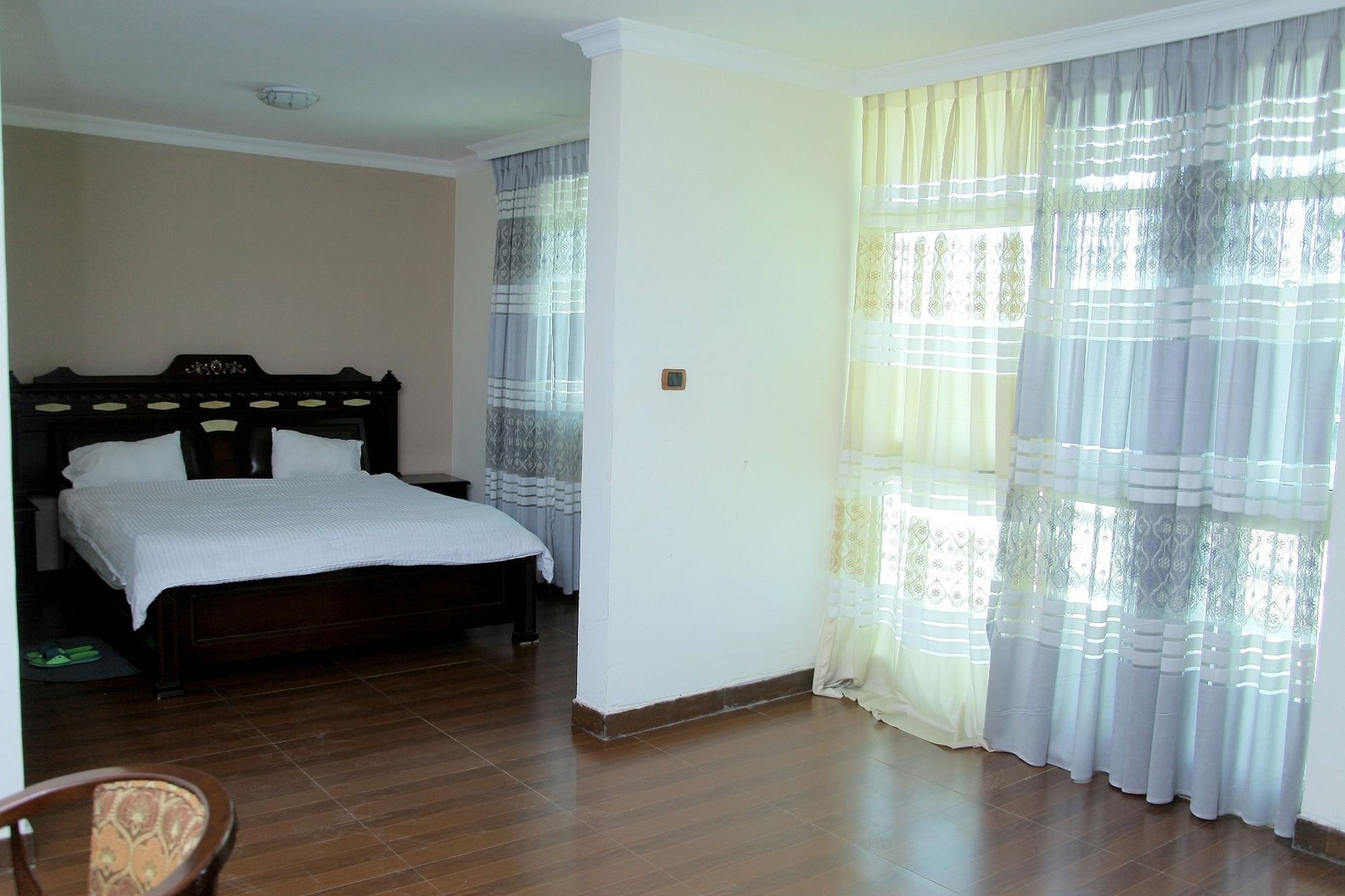 Bnow Hotel Addisz-Abeba Kültér fotó